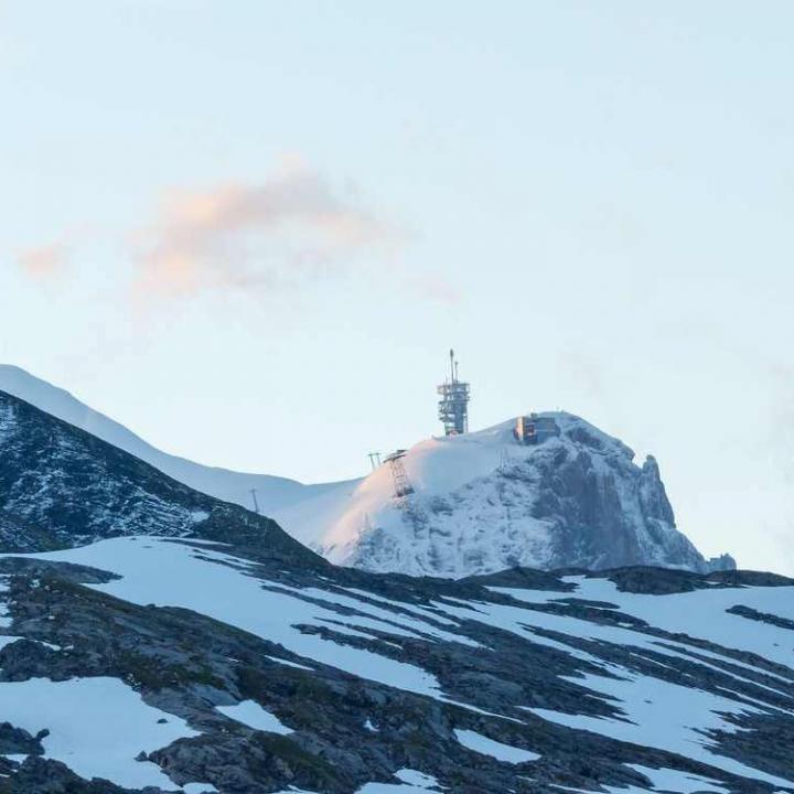 Blick auf den Titlis bei Morgenröte